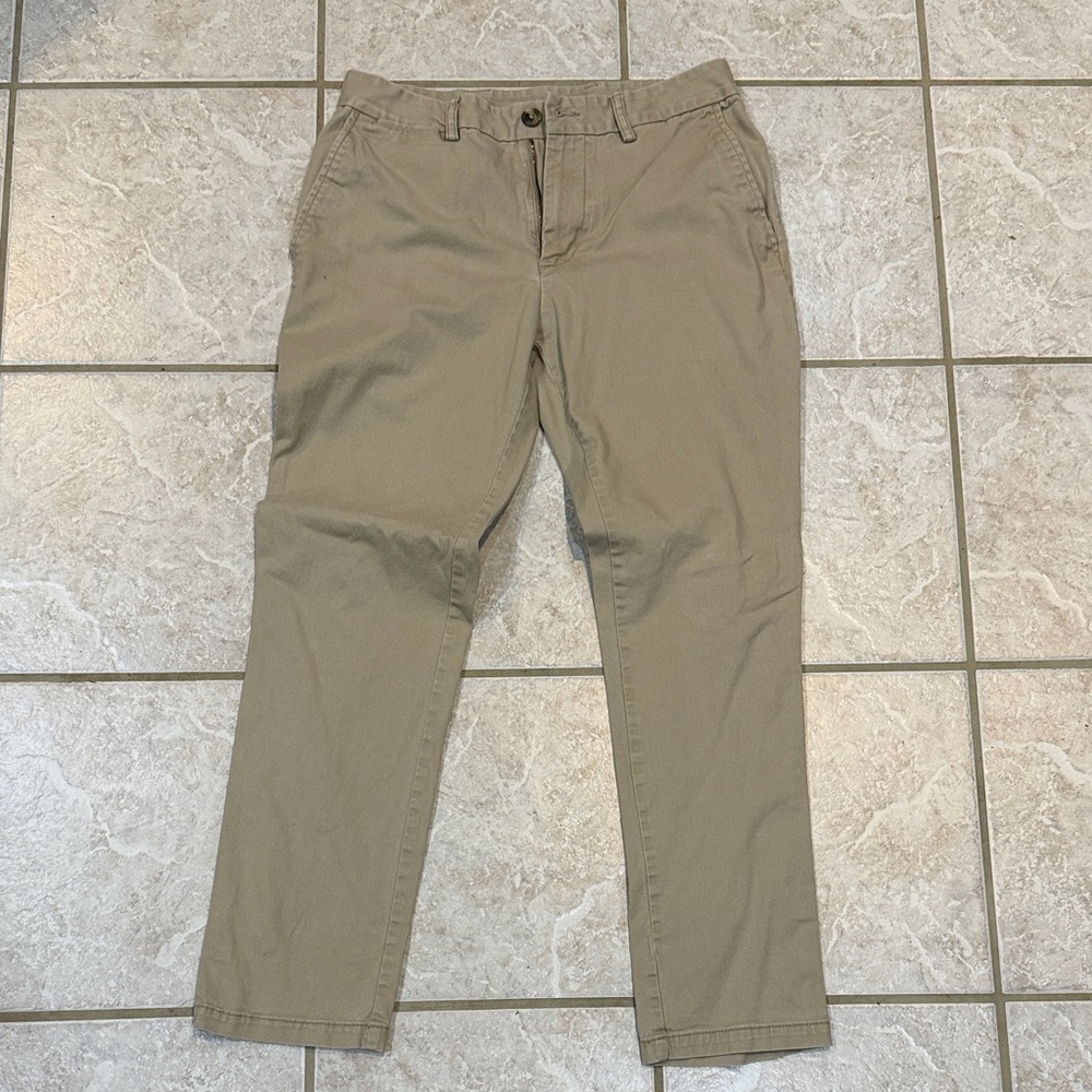 Old Navy Men's Khaki Chinos